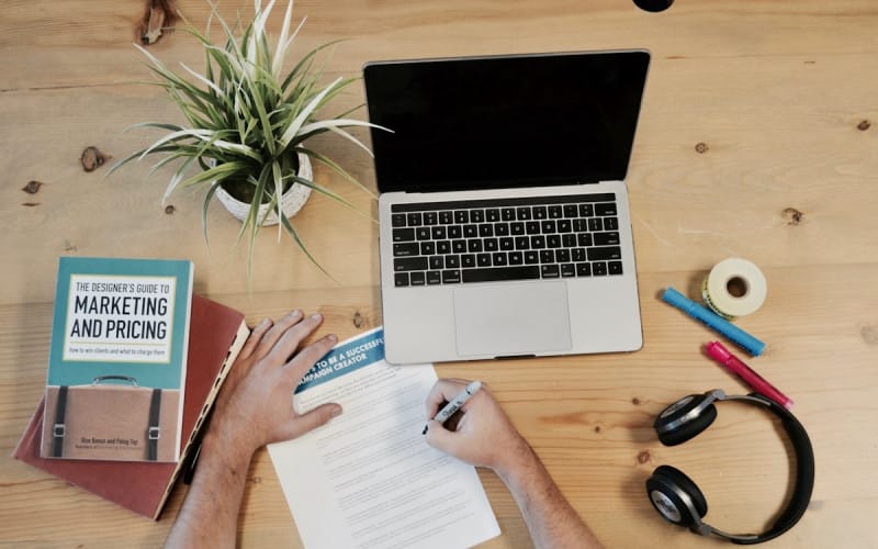 Social media content posts