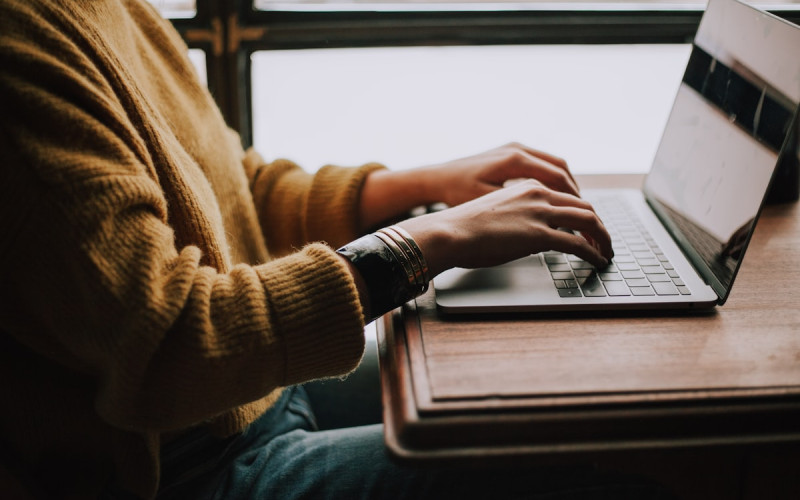Website copywriting on laptop